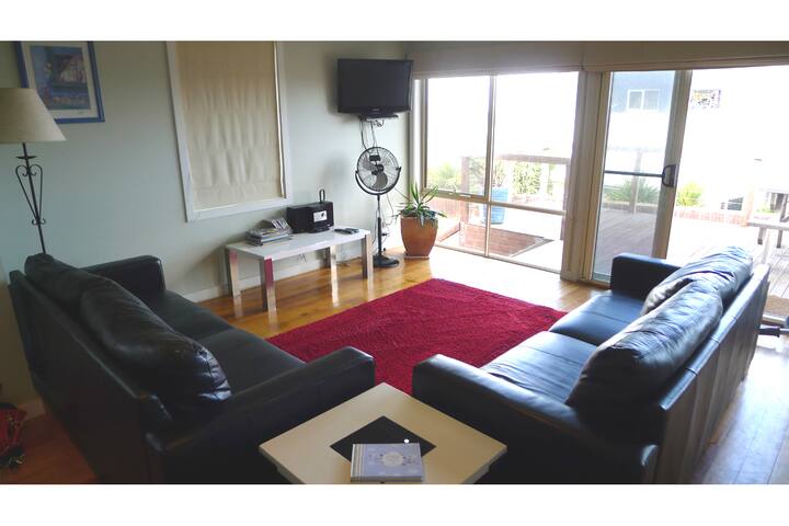 Ocean Views, Minutes From The Beach. - Warrnambool