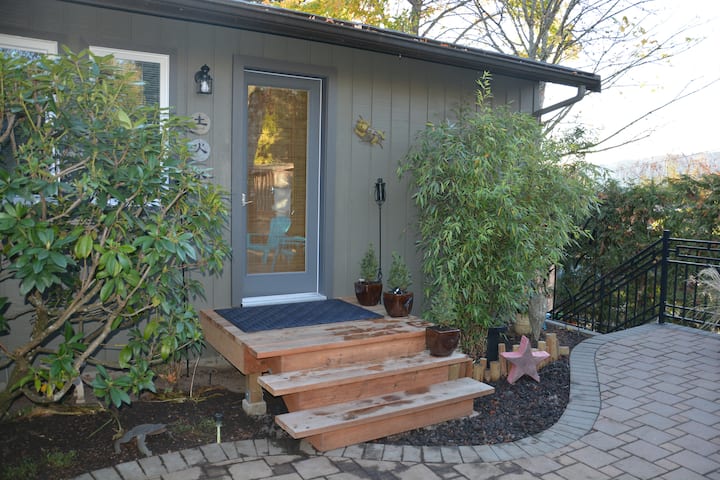 Patio suite with views of historic Cole Islan