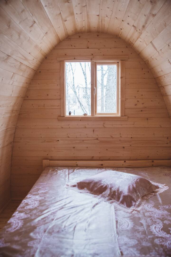 Bedroom (Double bed).