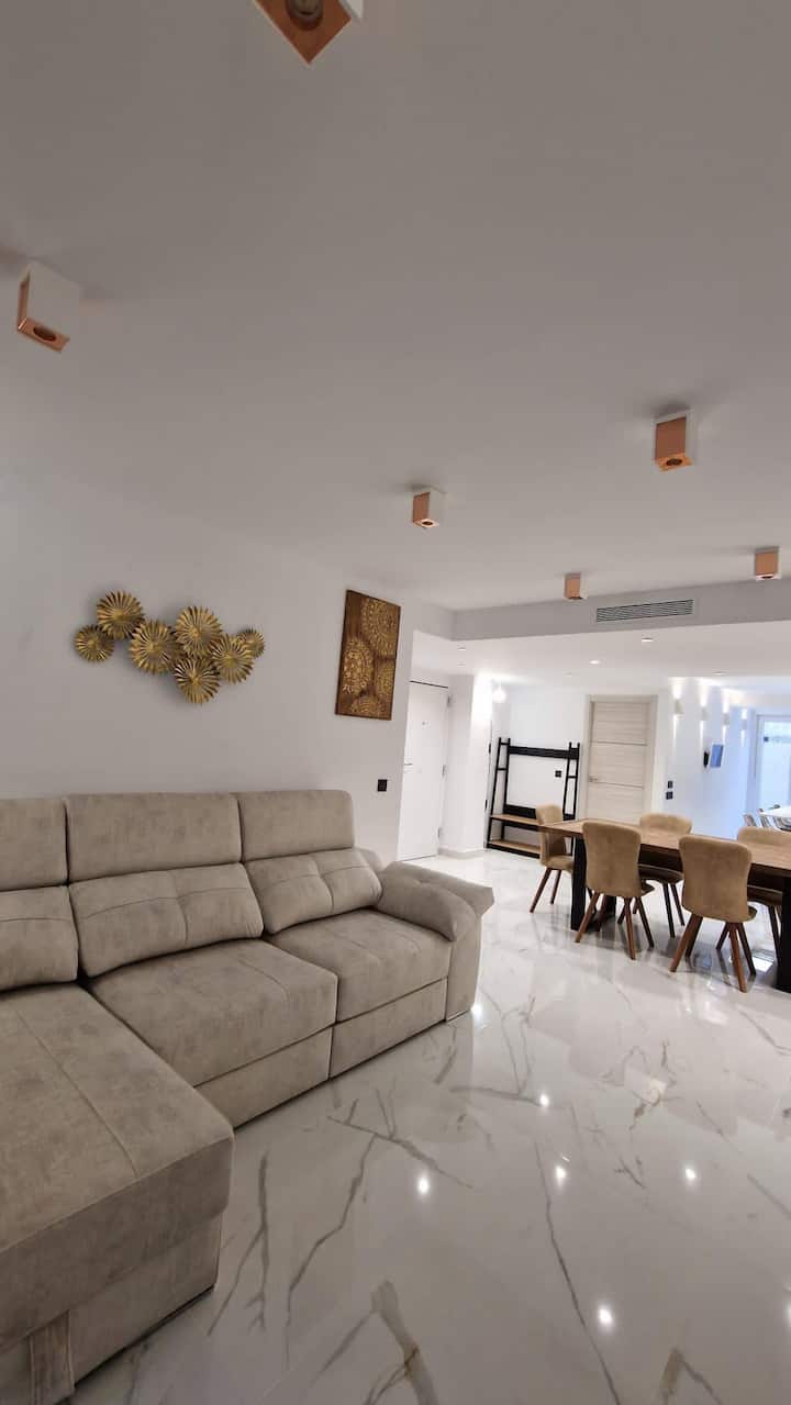 New Holiday Concept  In The City Of The Sun - Alicante