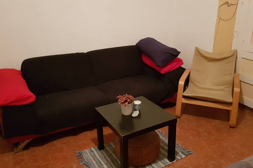 Extra Sofa for 3rd person if necessary