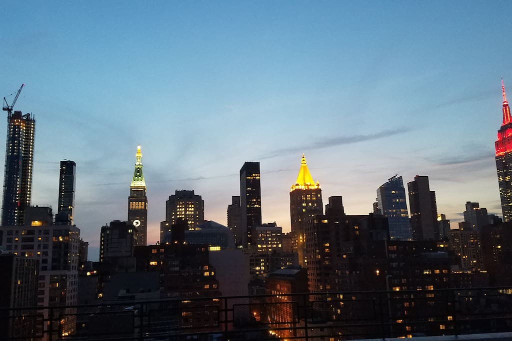 Amazing skyline view from my rooftop and apartment