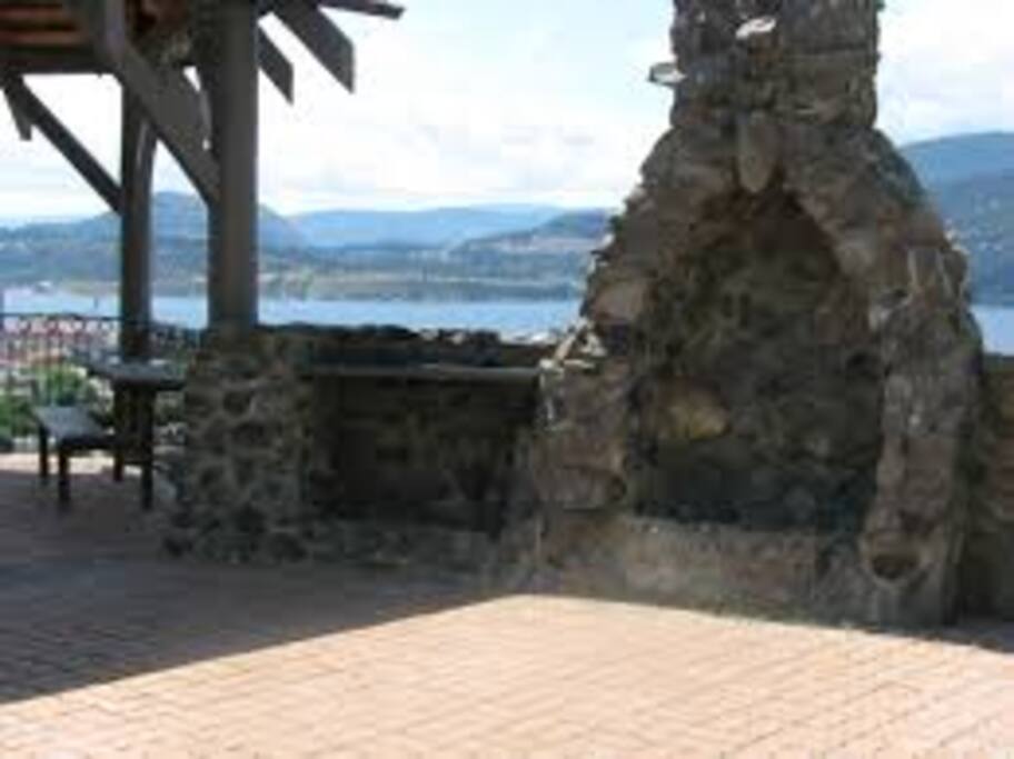 outdoor fireplace