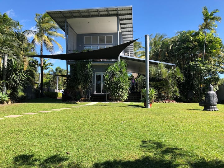 Port Hinchinbrook Vacation Rentals & Homes Hinchinbrook, Australia
