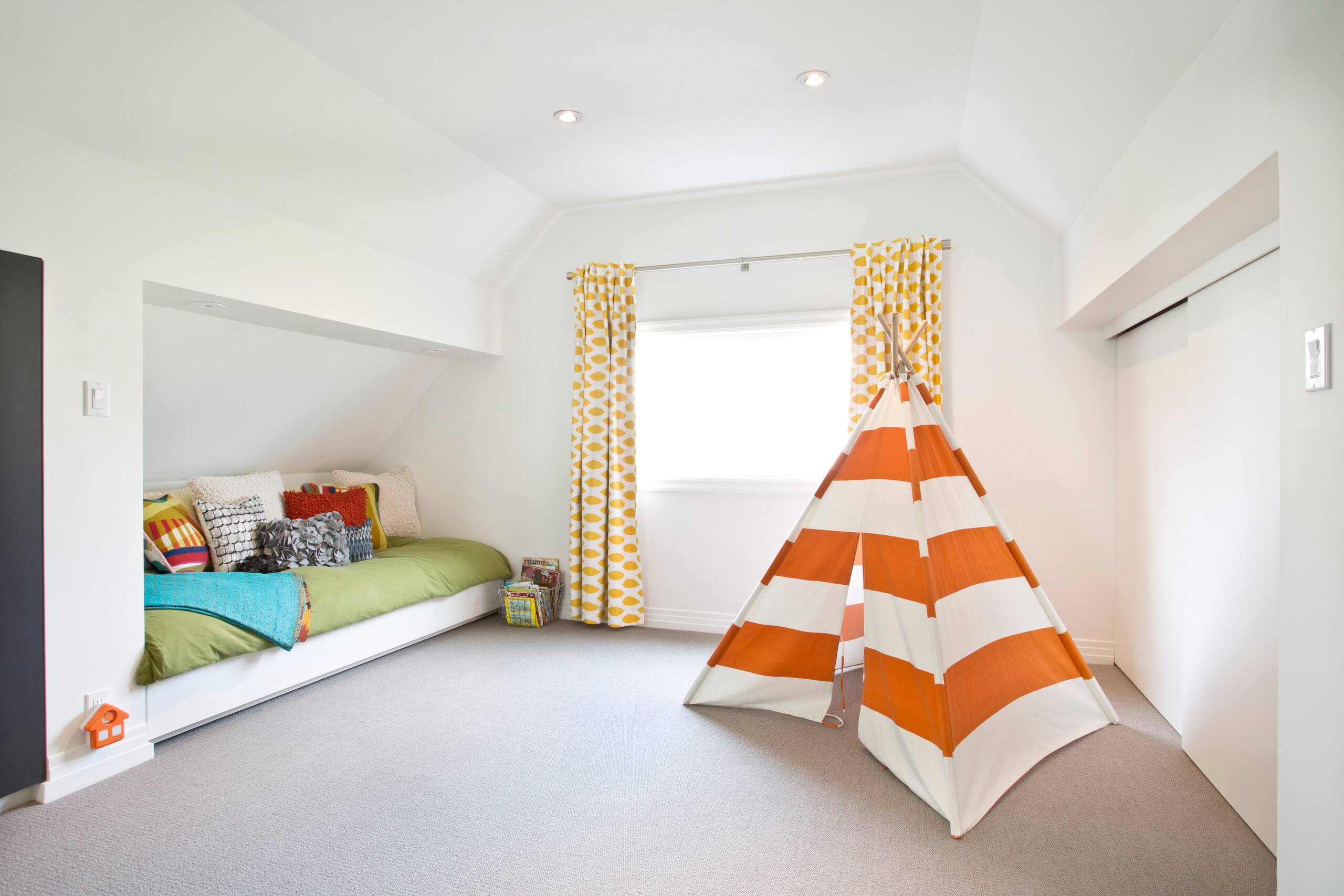 Home in San Francisco · ★4.92 · 4 bedrooms · 5 beds · 2 baths - Image 35