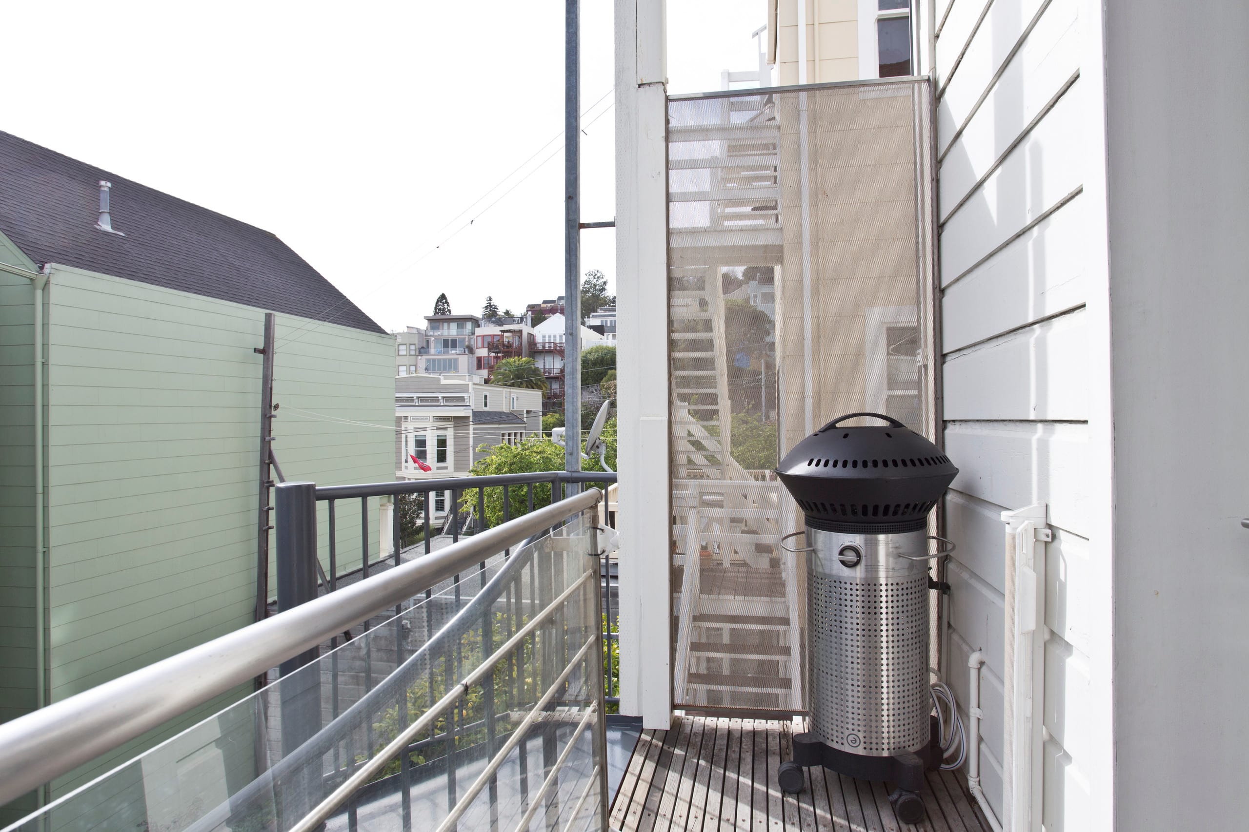 Home in San Francisco · ★4.92 · 4 bedrooms · 5 beds · 2 baths - Image 21