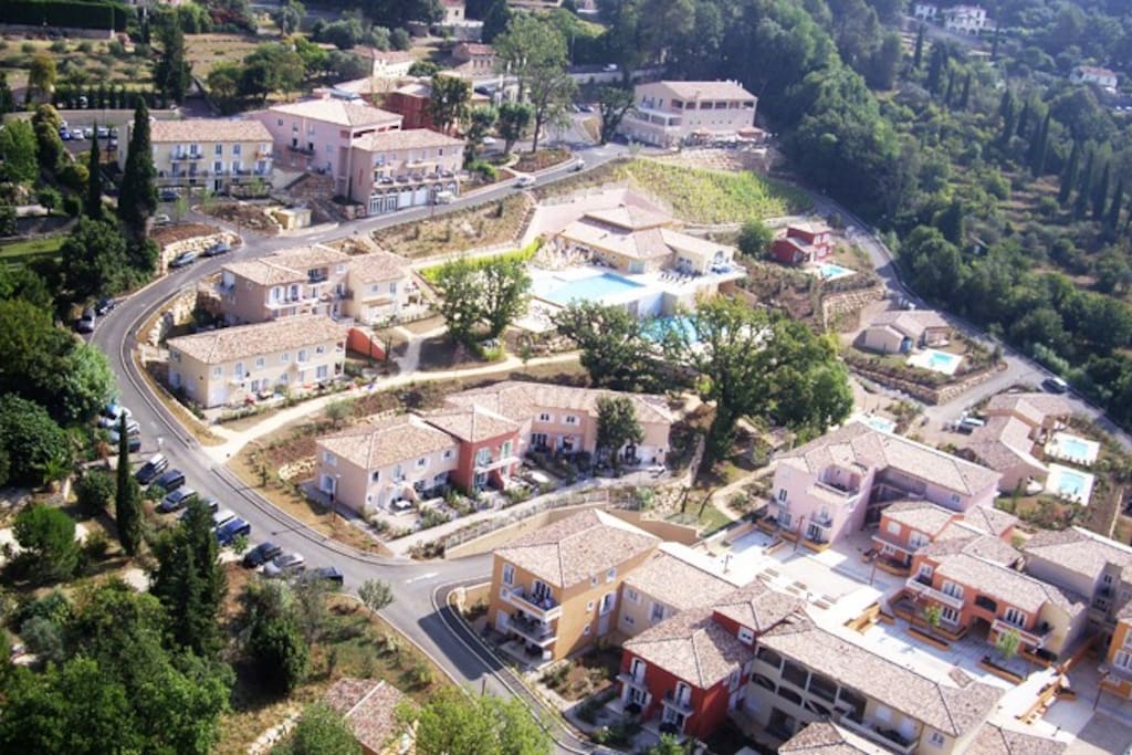 overhead view of Chateau de Camiole