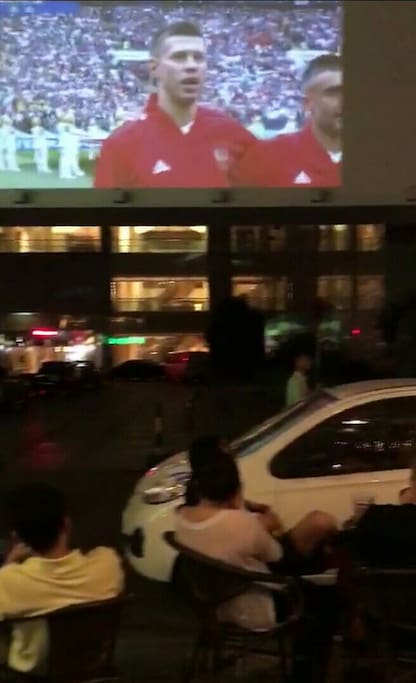 酒店公寓外墙直播世界杯