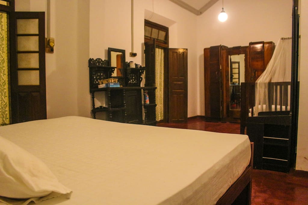 Bed room