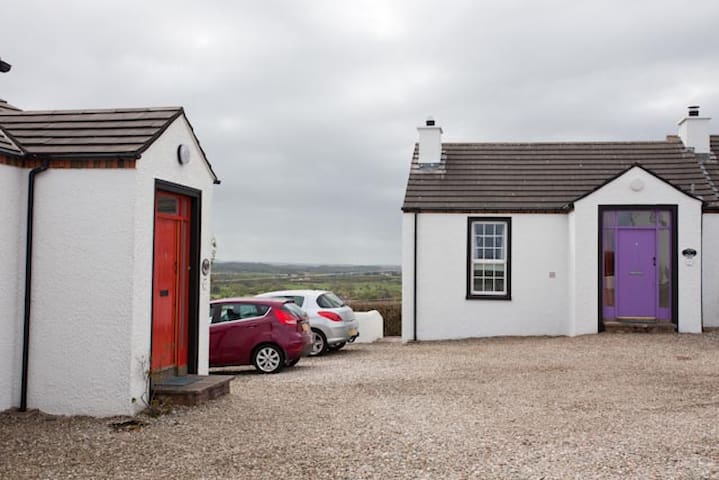 Lavender Cottage Giants Causeway Cottages For Rent In Bushmills