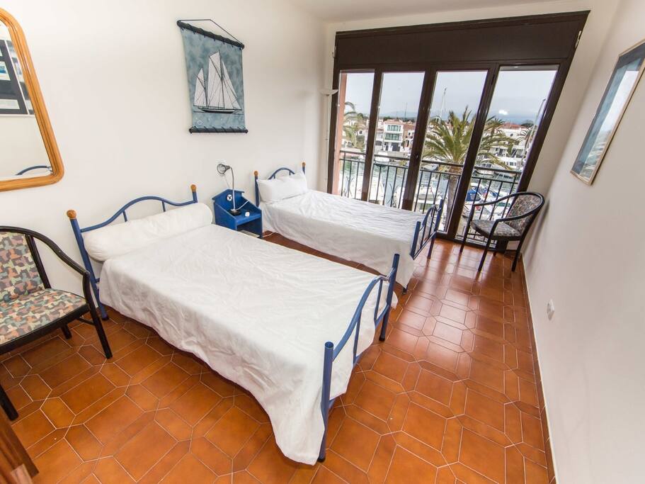 Guest room