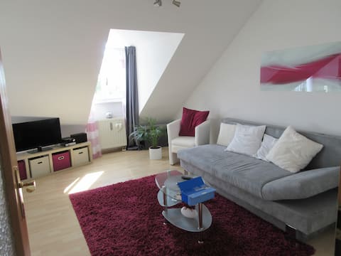 Bright cozy apartment to feel good