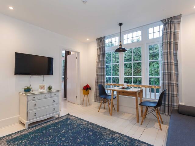 Appartamento-Bagno in camera-1 Bedroom - Apt 2