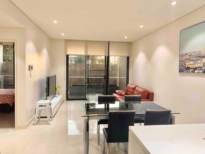 3 Cozy apt / Homebush / Olympic Park/ 1.5 bedroom