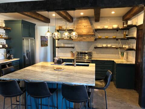 Timber Frame Mountain Getaway