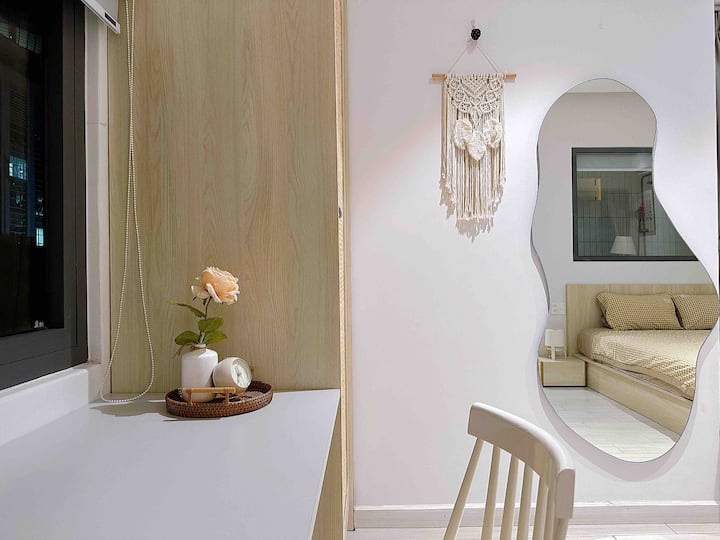 Astrohouse/santorini Studio/ Big Windows & Balcony - ダナン