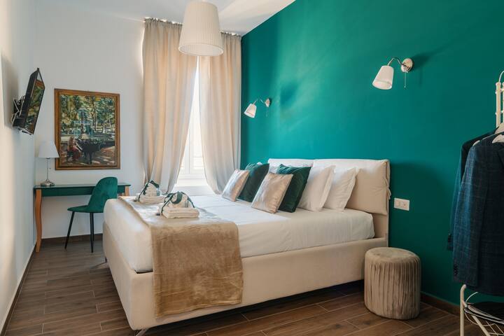 Enchanting Rhome, 3bdr among Colosseum and Termini gallery image 4