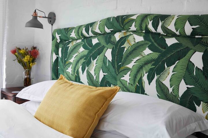 Raven’s Nest by Noordhoek Nests gallery image 4