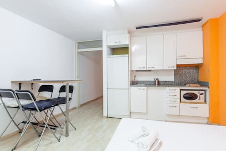 Badalona sublets, short term rentals & rooms for rent airbnb ...