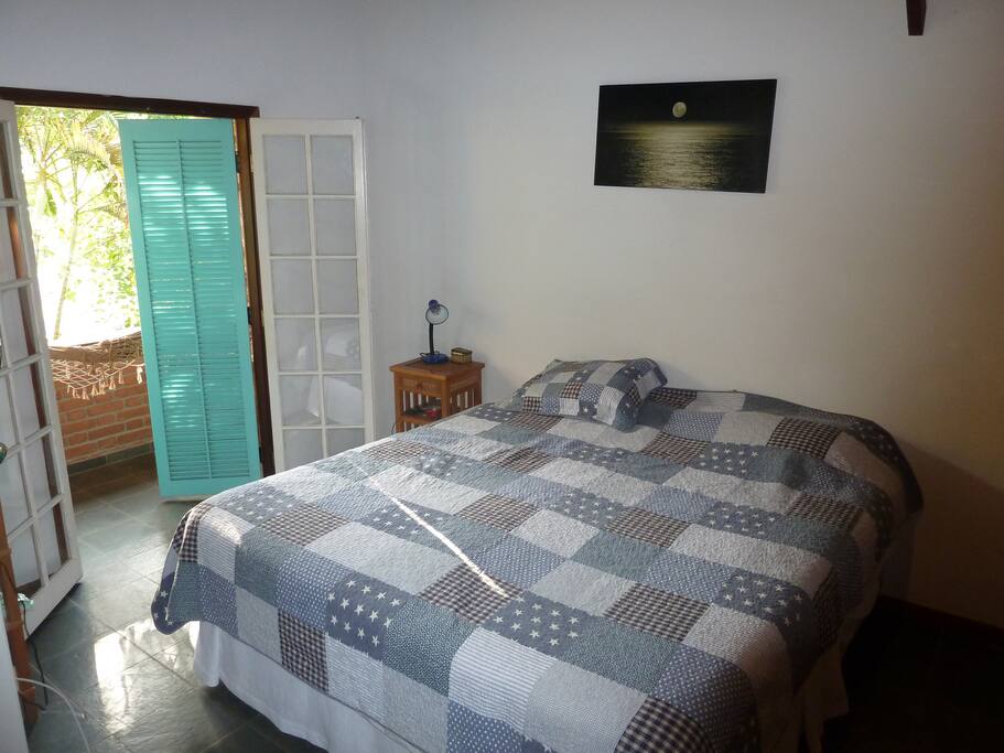 quarto com cama king size