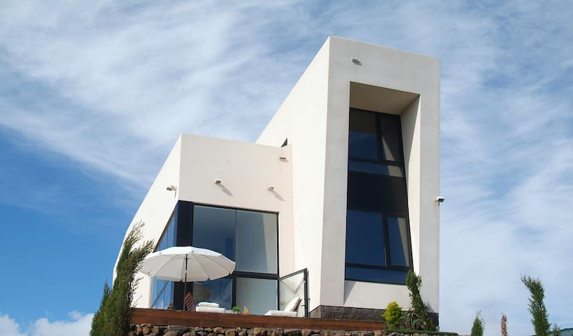 Stunning Modern Villa with Private Pool. Tenerife.
