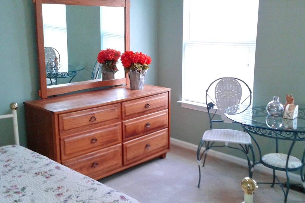 Guest room (1)