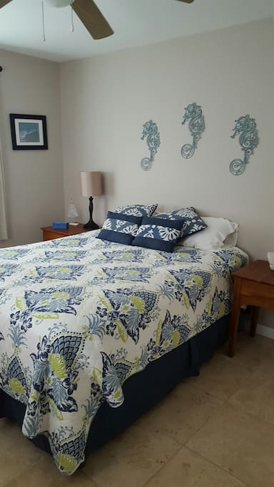 Queen size bed