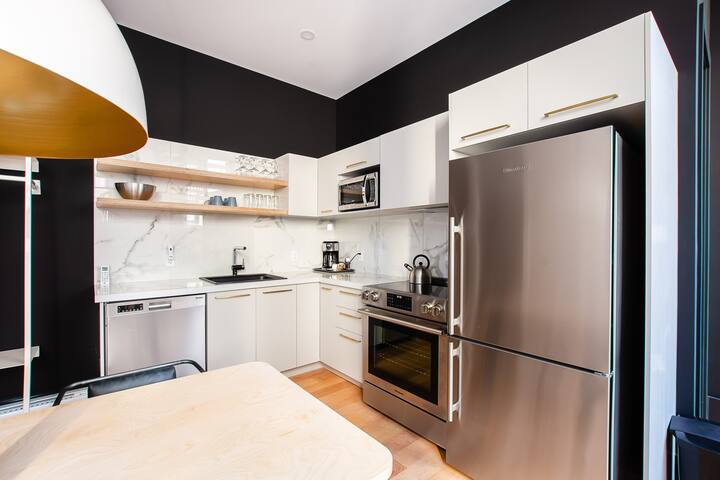 SP102-Les Lofts St-Pierre – Par Les Lofts Vieux-QC gallery image 4