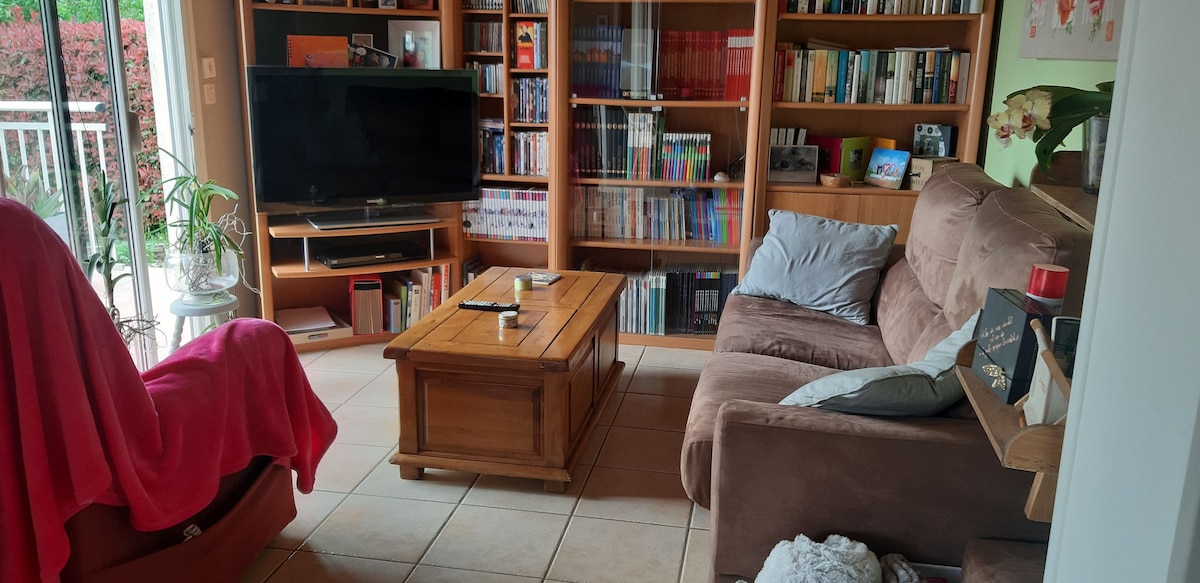 Annonce Airbnb populaire: House with summer pool. à Gers