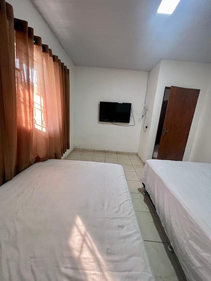 جناح بسريرين مزدوجين.