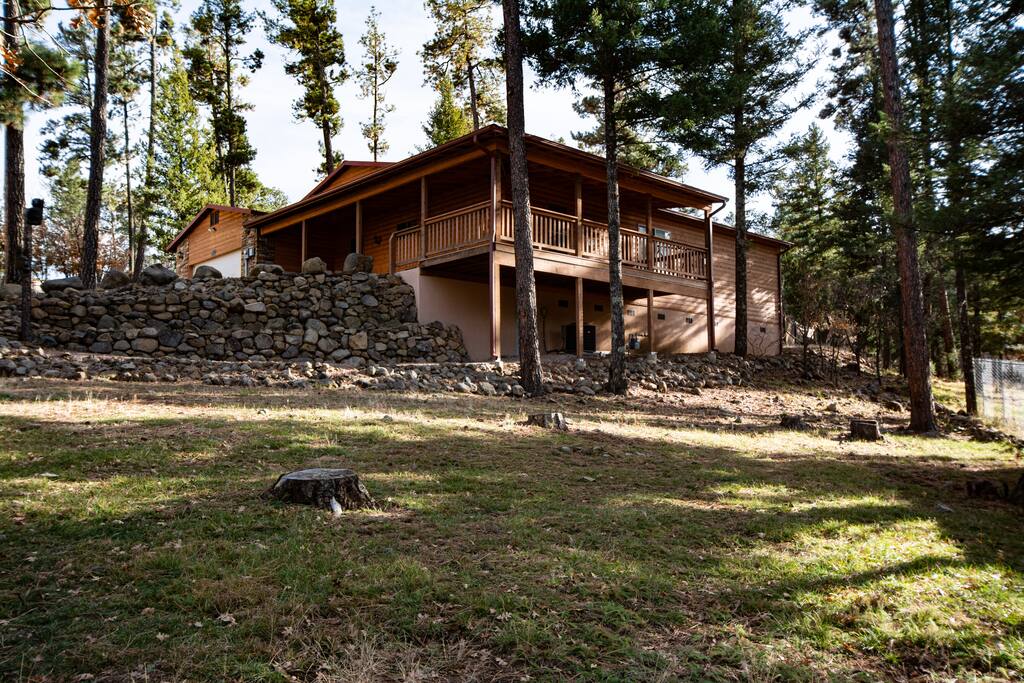 Sandy Bear 3 Bedroom Sleeps 8 Cabins For Rent In Ruidoso