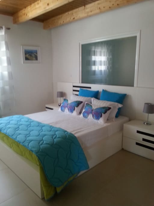 Chambre 2 avec salle de bains