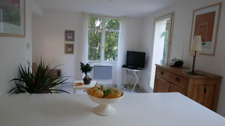 Cassis Charmante Maison 2 Chambres  Avec  Jardin - Cassis