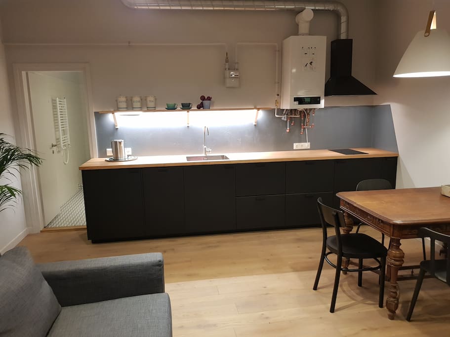 Kitchenette/Dining room