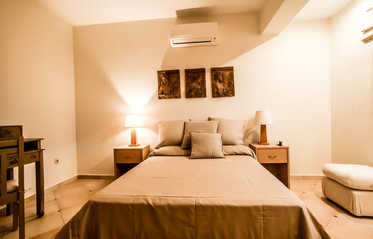 Evexia Villa gallery image 4