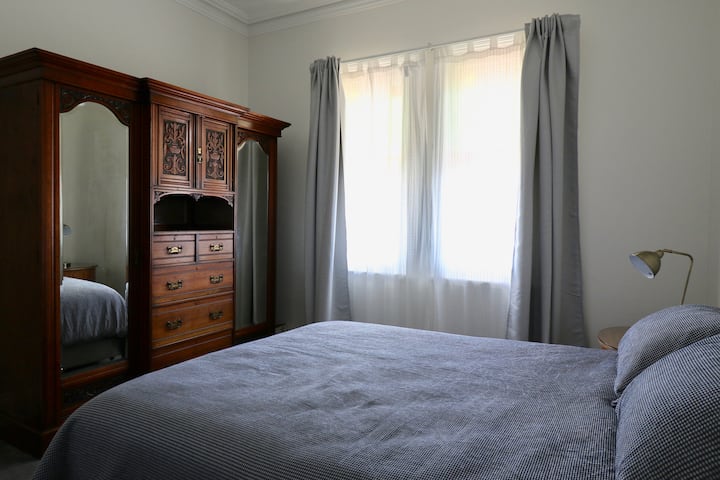 Queen საძინებელი 2