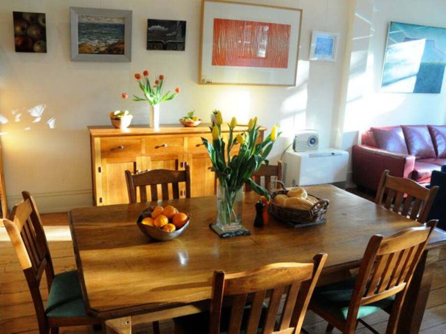 Kitchen/ living/ dining