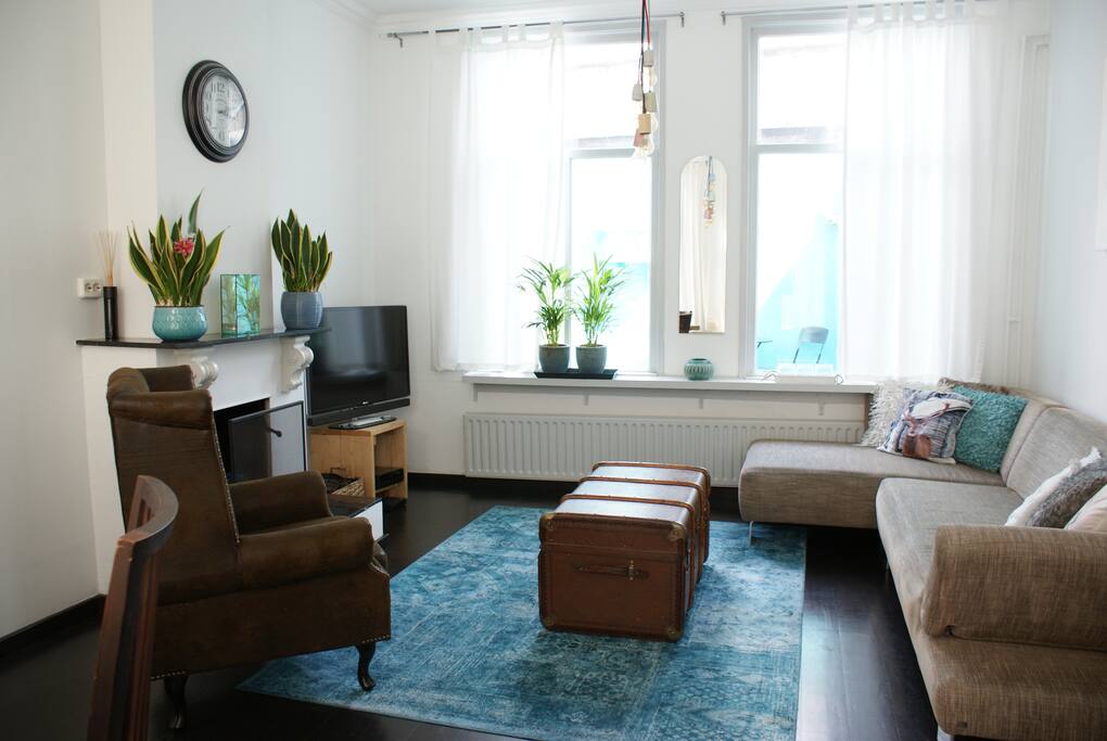 ruime woonkamer