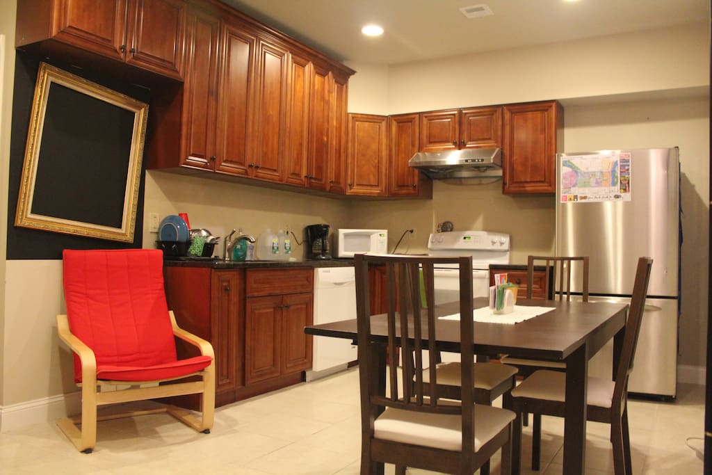 Full kitchen with free wireless internet.