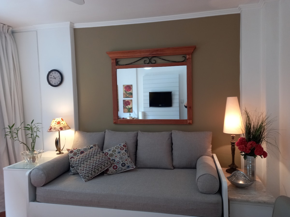 Imóvel de sucesso: LEBLON 1 ROOM NEXT TO THE BEACH #189.LB em Leblon