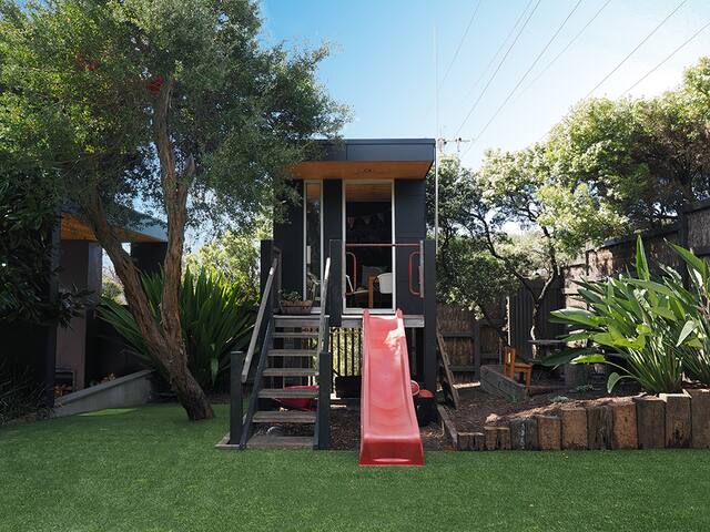 Blairgowrie – Stylish Family Holiday House gallery image 3