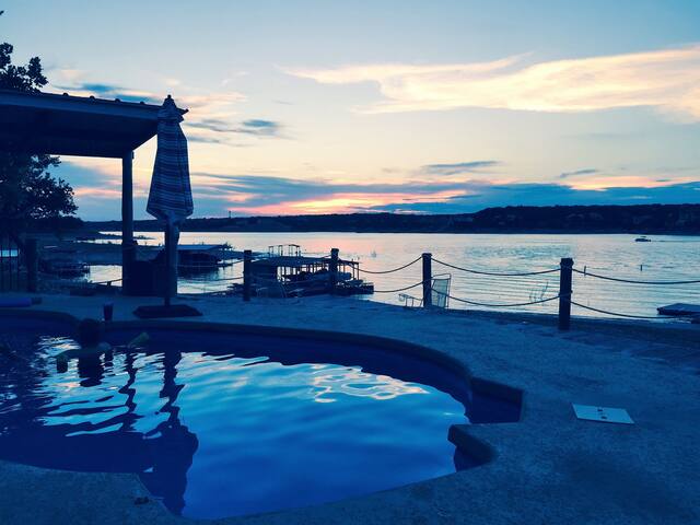 Lakeway oasis gallery image 2