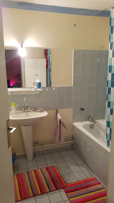 baignoire, WC séparés