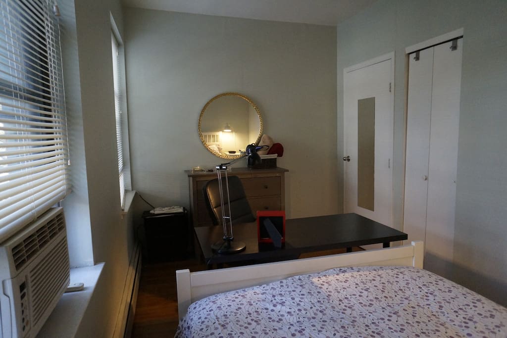 Bedroom - view 2