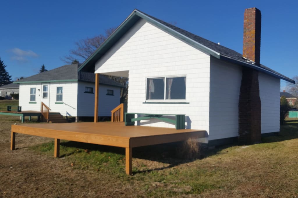 Lupine Seaside Cottage Cabins for Rent in Jonesport, Maine, United States