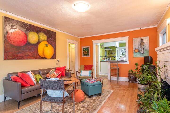 Cozy, Artsy St Johns Bungalow