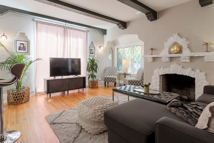 Elegant Hollywood Retreat With Private Garden - Los Angeles
