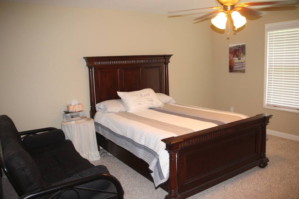 Queen bedroom