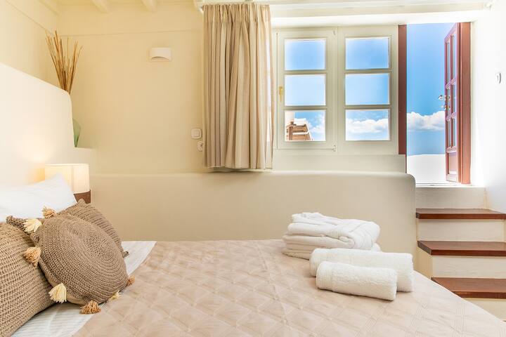 Dream House in the Venetian Castle gallery image 4