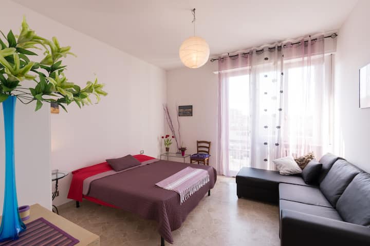 Nice romantic room in Florence